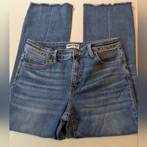 Bayeas High Rise Straight Ankle W/Raw Edge Stepped Frayed Hem Cropped Jeans